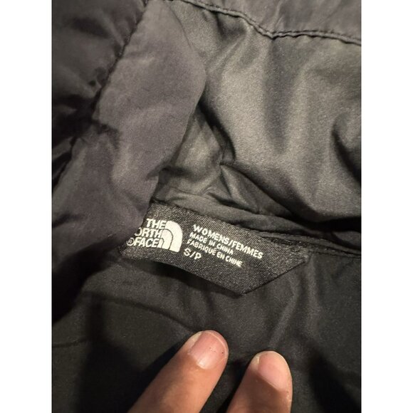 The North Face Women’s Black Vest Small EUC - Picture 5 of 5